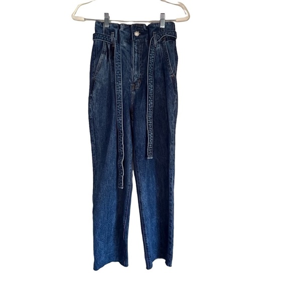 A&F Ultra High Rise Paper Bag Waist Mom Jean Size 25 - Picture 4 of 11